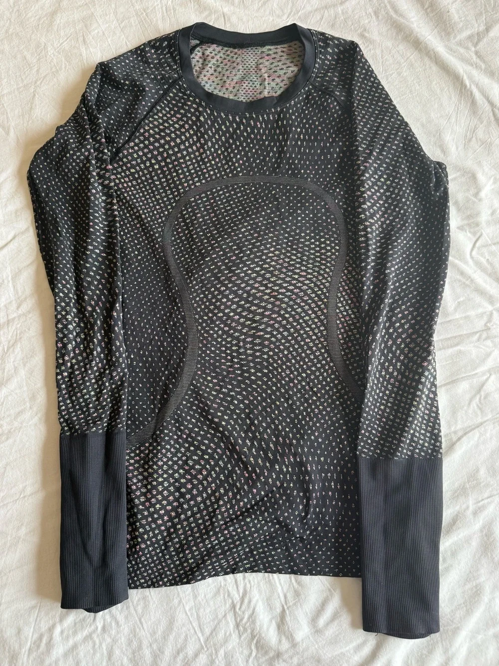 lululemon athletica swiftly tech Black Long-Sleeve Mesh-Pattern Performance Top